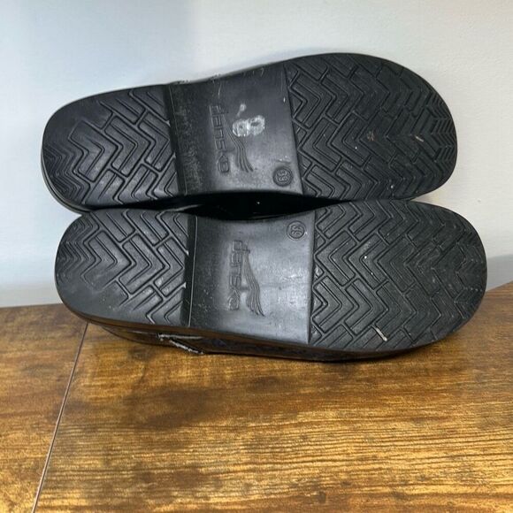 Dansko Womens Black Blue Leather Slipon mules Chunky Heel Clogs size 39 EU US - Picture 12 of 14